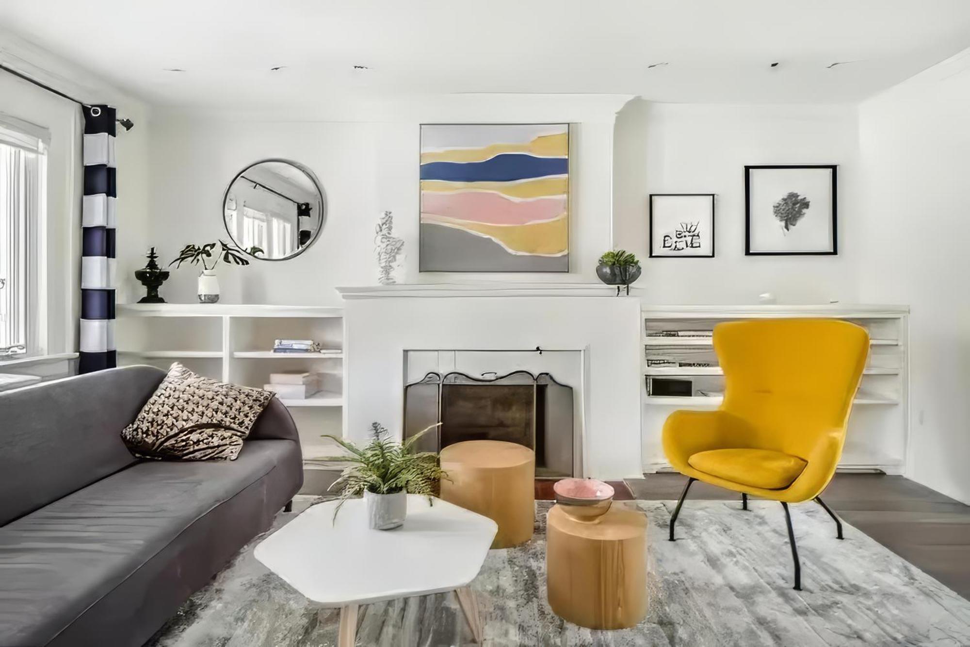 Double Bedroom On Up Or 3 Bedrooms In Basement Near Eglinton Subway Station Toronto Exteriér fotografie